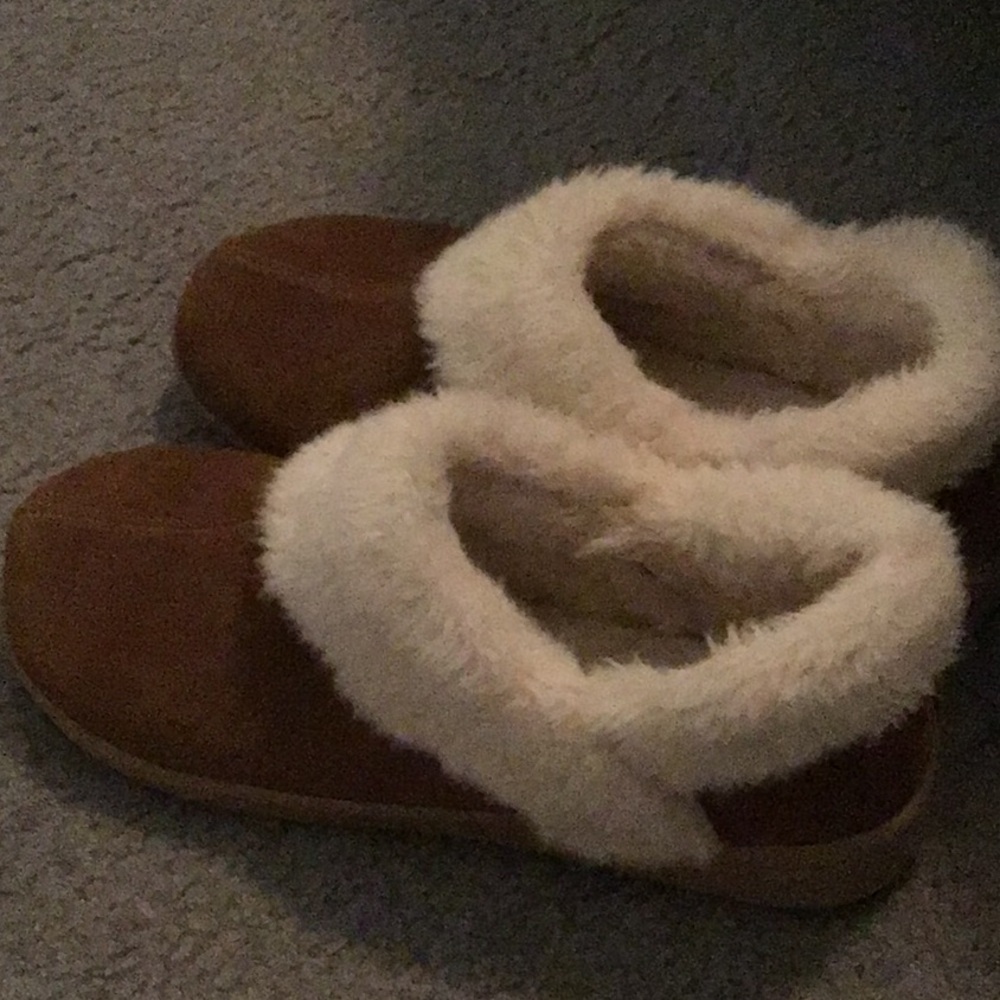 Clark slippers size 8